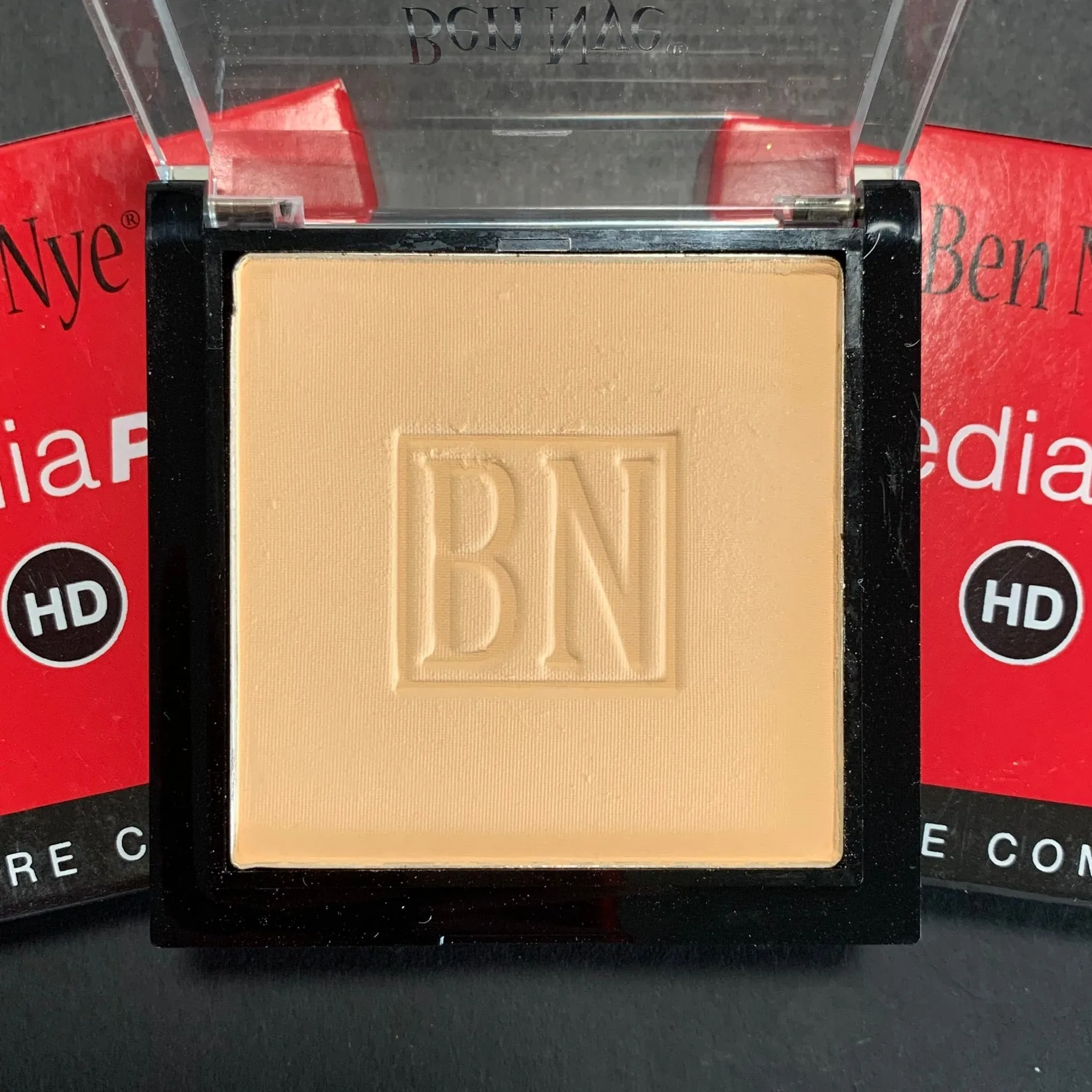 Ben Nye MediaPRO HD BANANA poudre compact 18gm