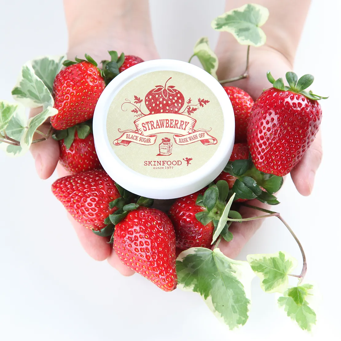 Black Sugar Strawberry Mask Wash Off