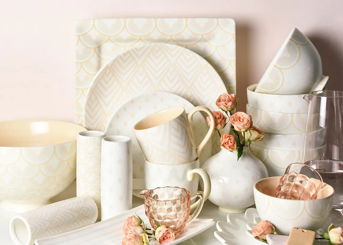Blush Arabesque Trim 6” Footed Bowl