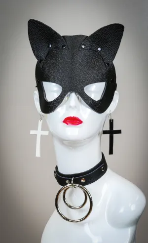 Cat Half Mask
Buckle Back With Leather Strap