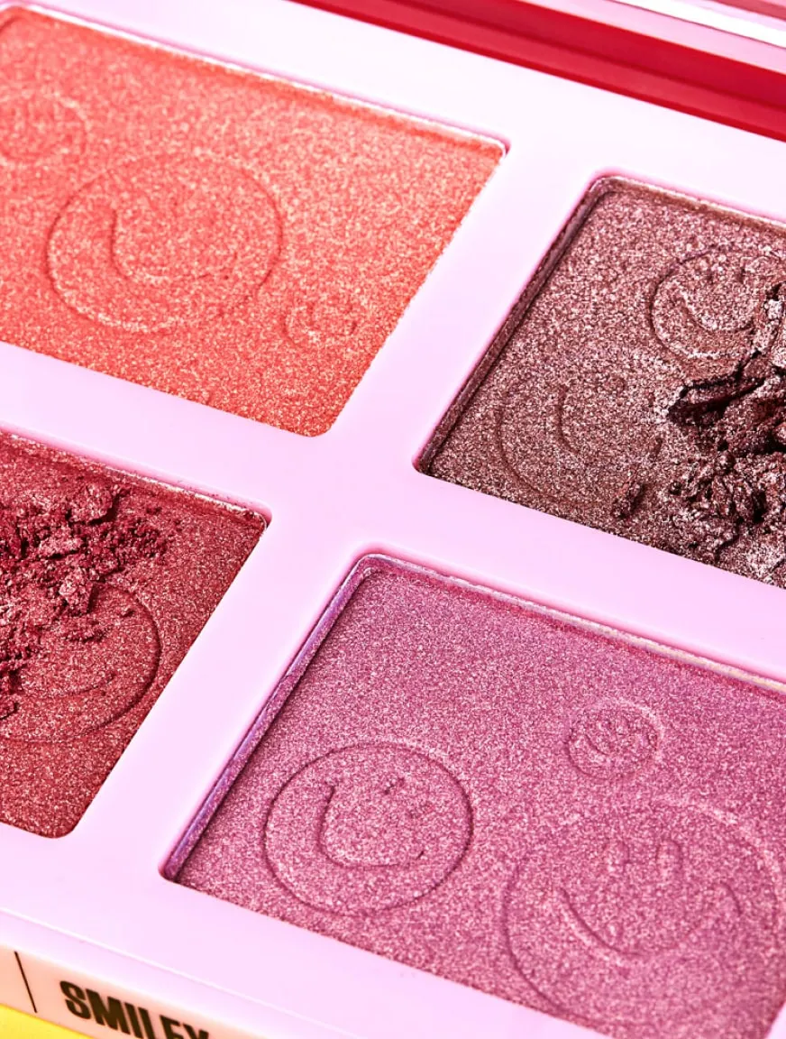 Ciaté London x Smiley® Glow-To Illuminating Blush Quad