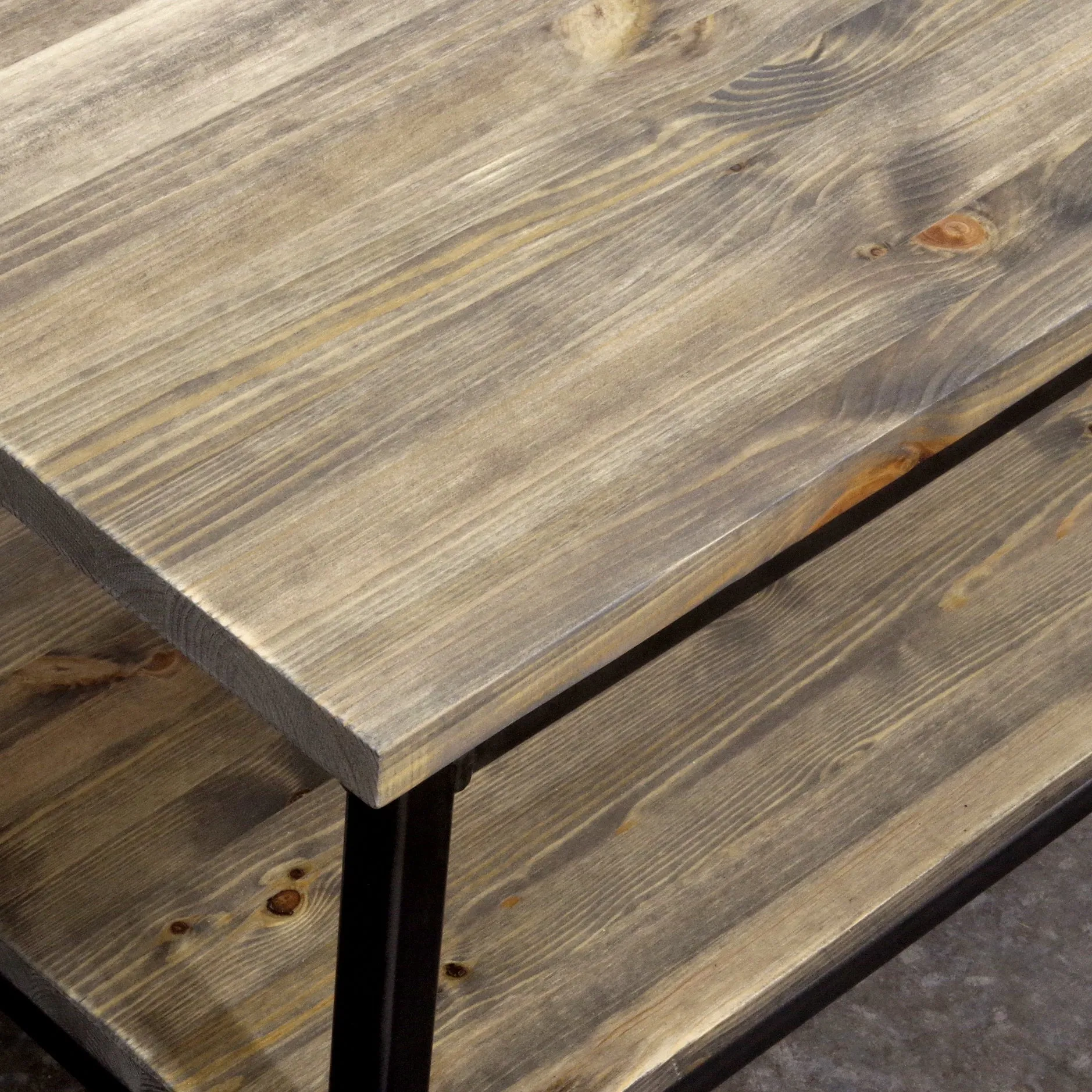 Console Table Nº 3 - Gun Metal / Pine