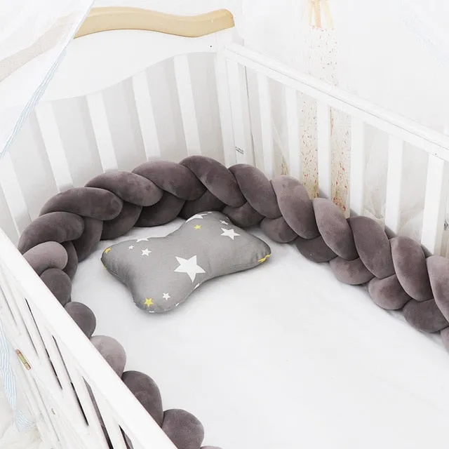 Contour de lit de bébé III