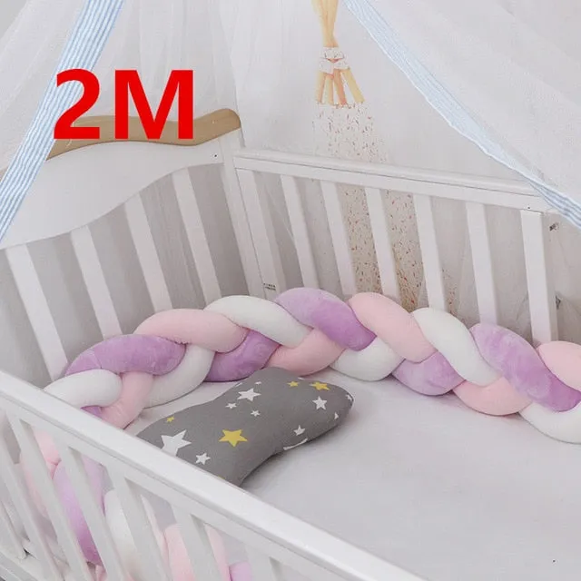 Contour de lit de bébé III