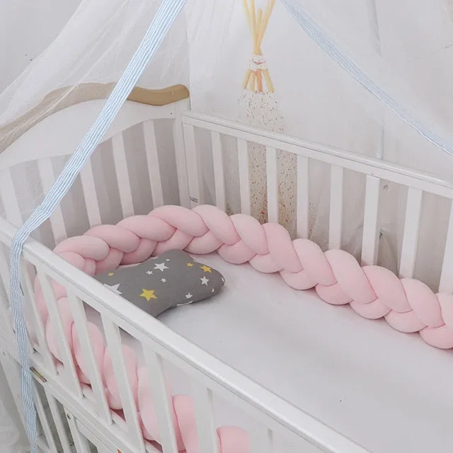 Contour de lit de bébé III