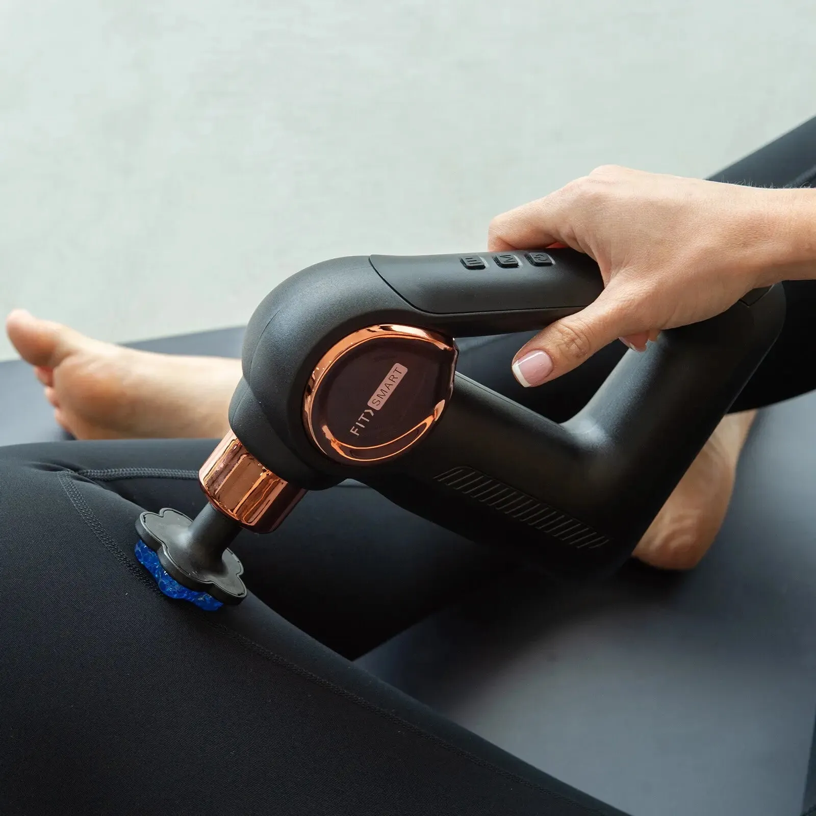 Fitsmart fs-5500 massage device gun cooling head multiple speeds 9 attachments