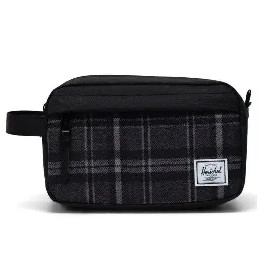 Herschel Chapter Travel Kit