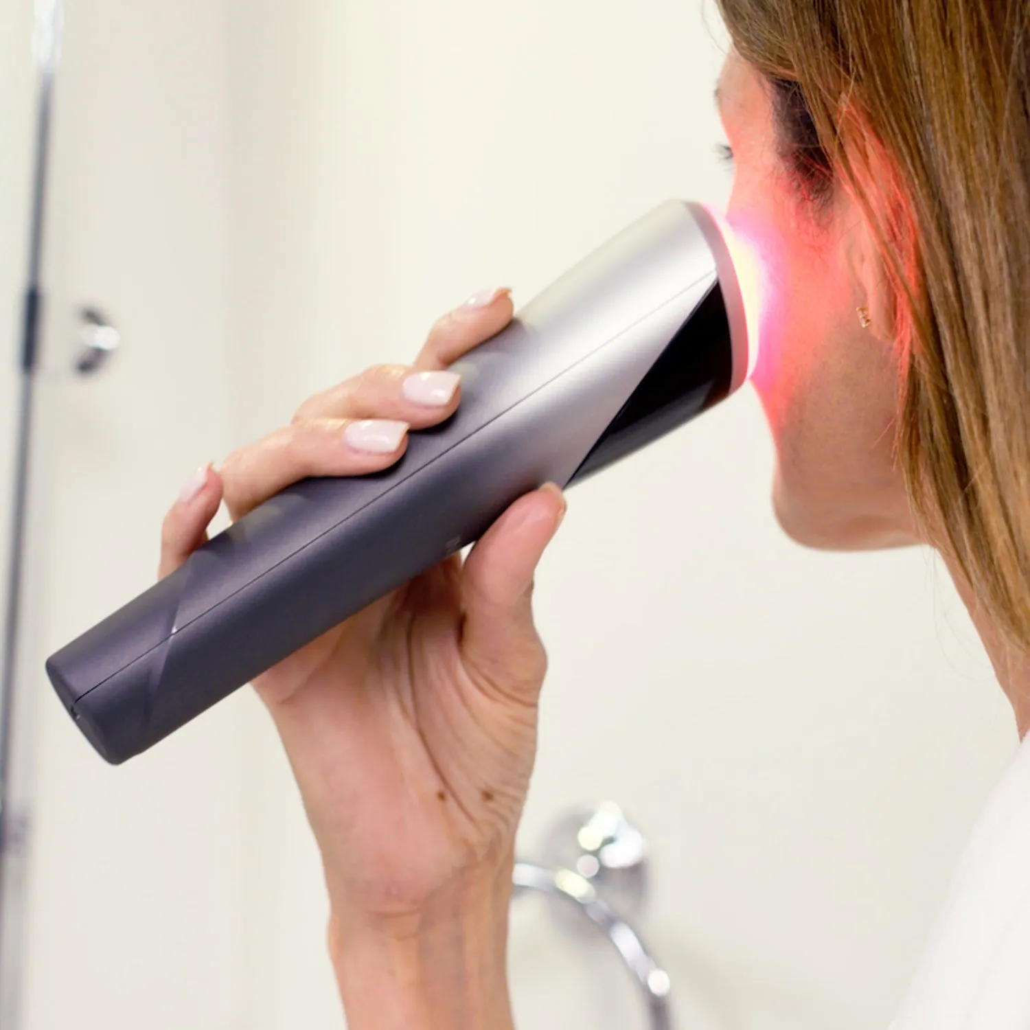 Infini Sonic Therapy iQ Red LED & Thermal Face Device