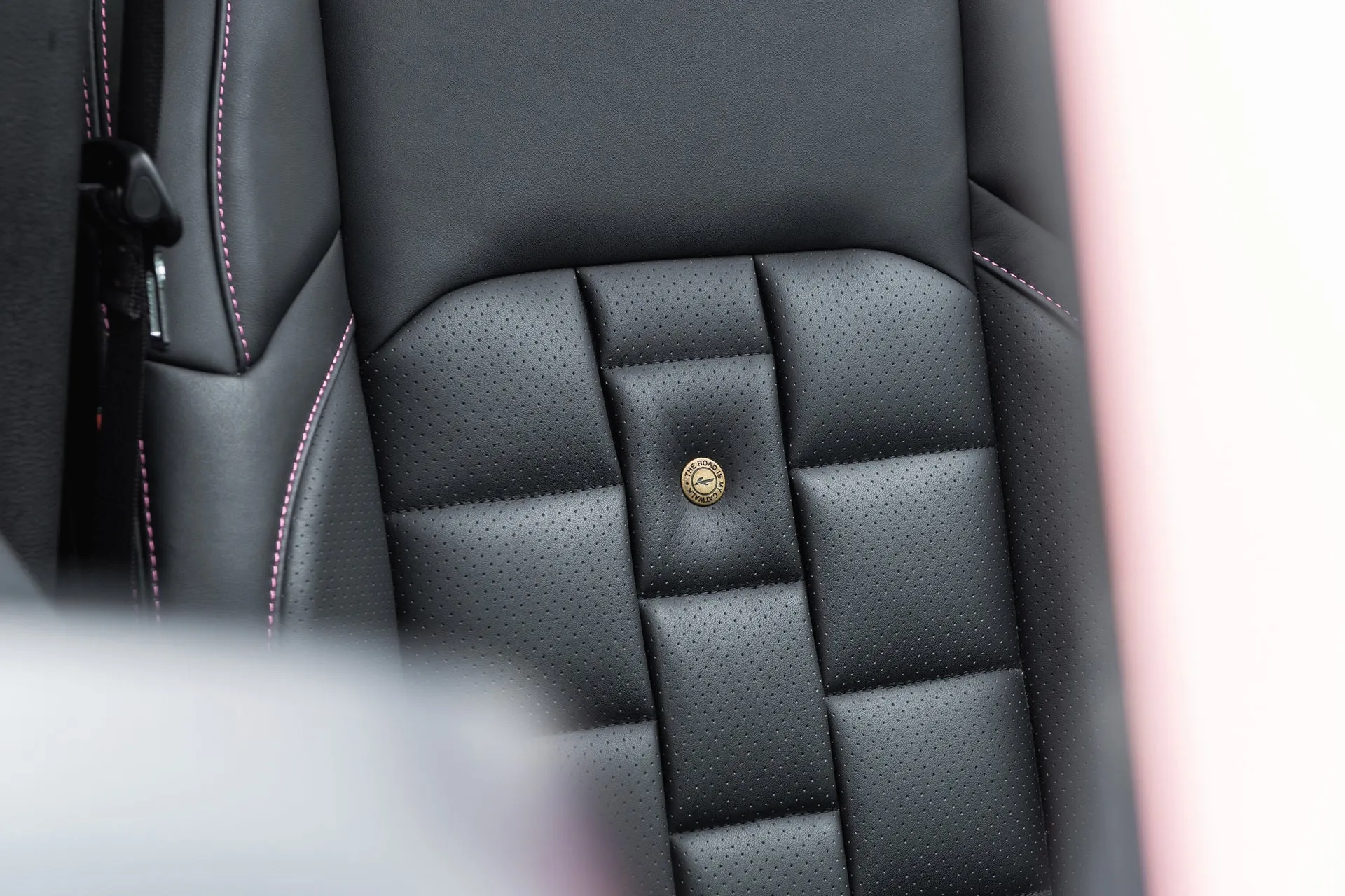 Jeep Wrangler JL 2 Door - Exterior Pink