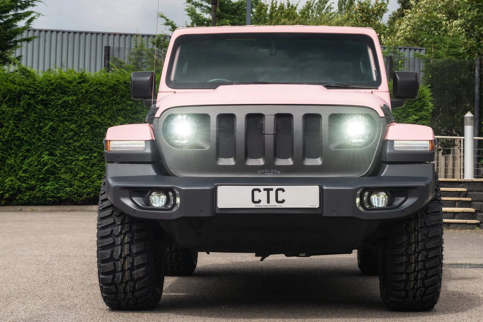 Jeep Wrangler JL 2 Door - Exterior Pink