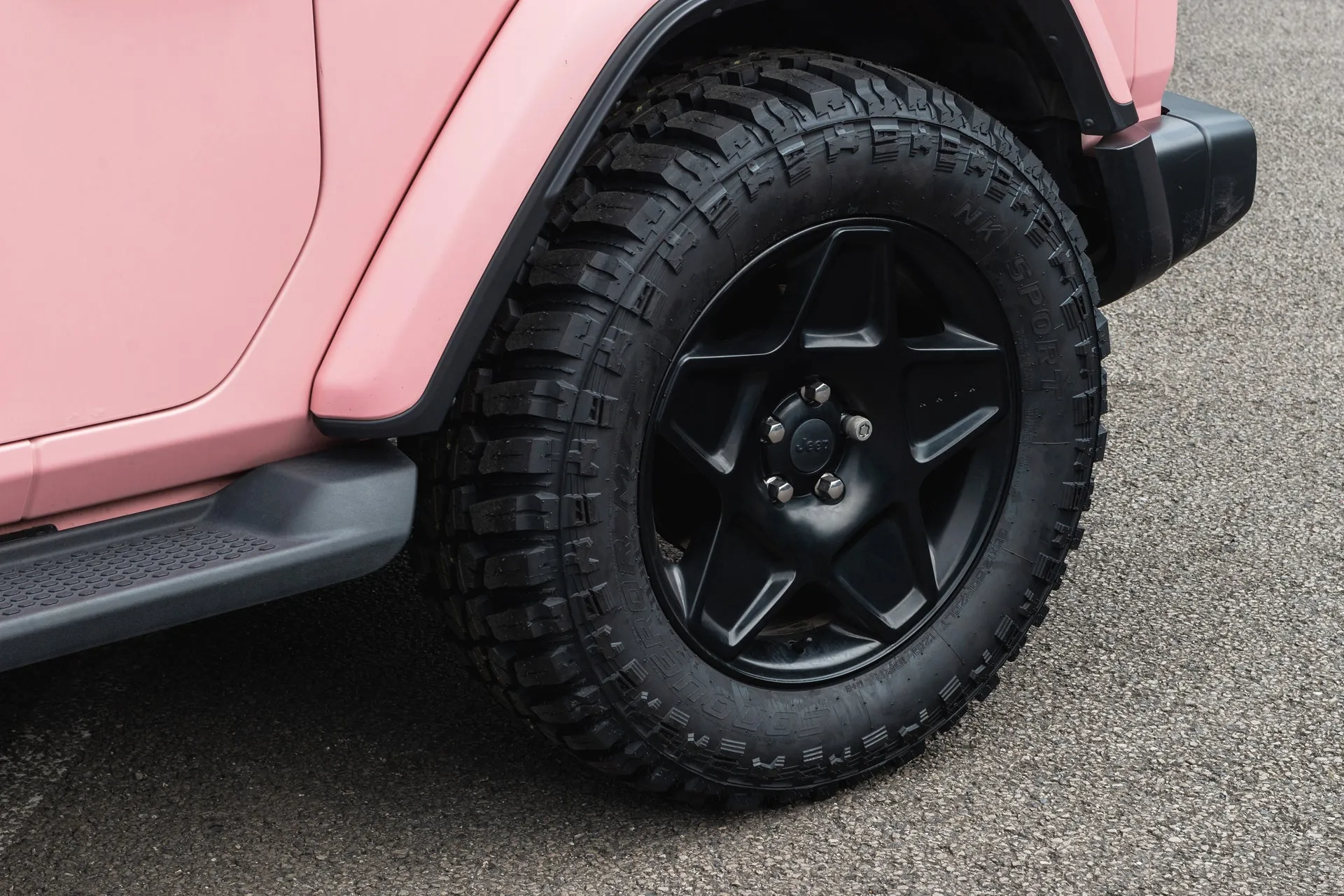 Jeep Wrangler JL 2 Door - Exterior Pink