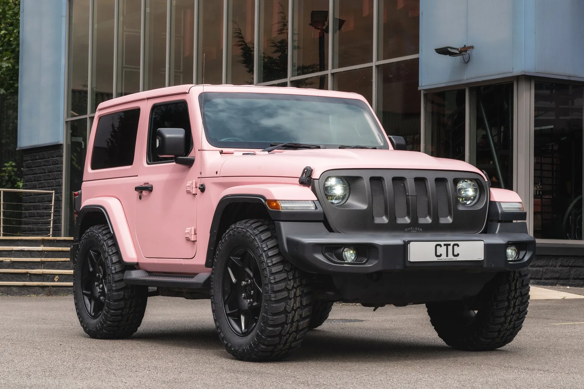 Jeep Wrangler JL 2 Door - Exterior Pink