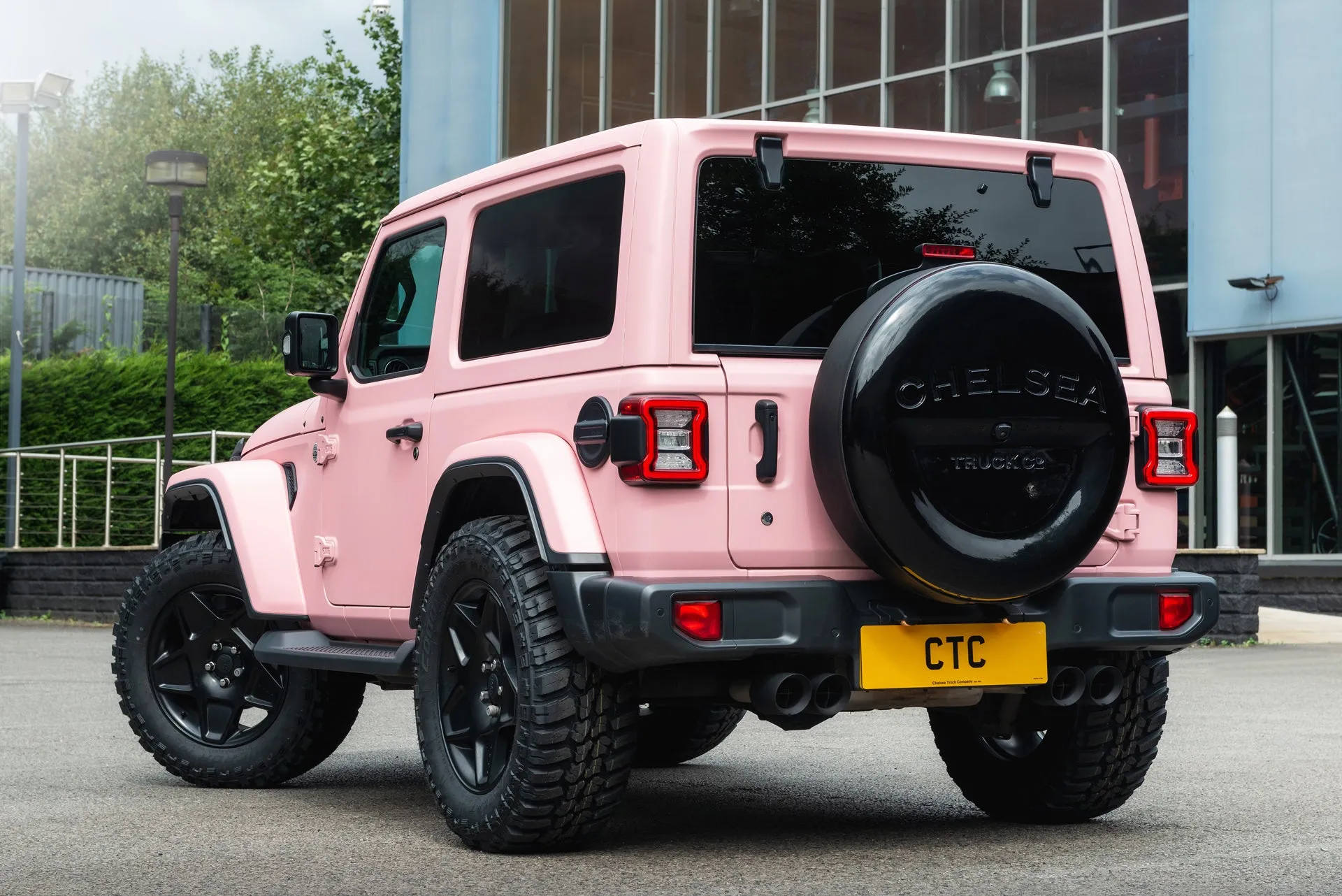 Jeep Wrangler JL 2 Door - Exterior Pink