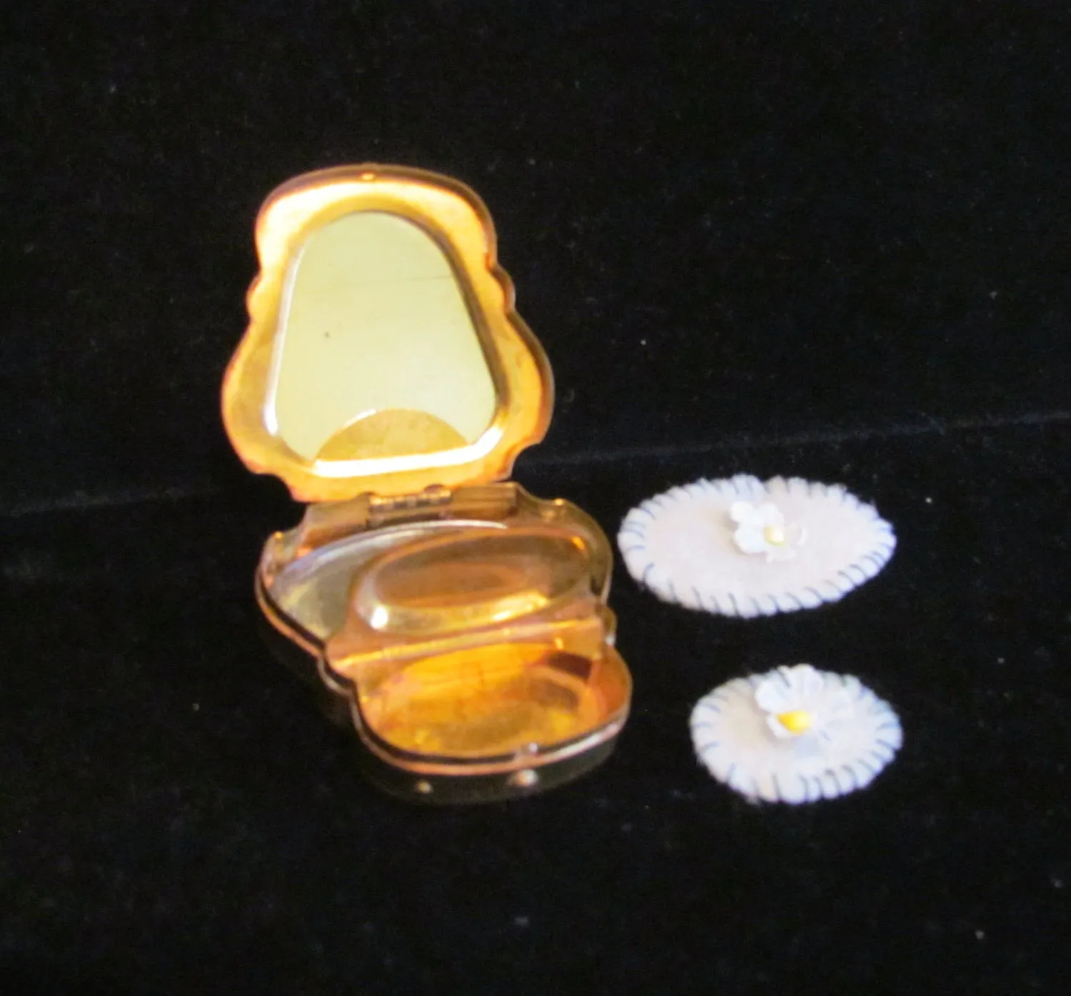 Karess Woodworth Compact 1917 Gold Guilloche Powder & Rouge Rare Gift Boxed