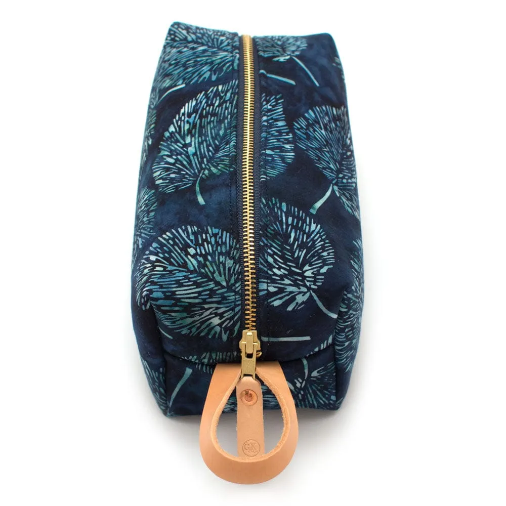 Lagoon Palm Travel Kit