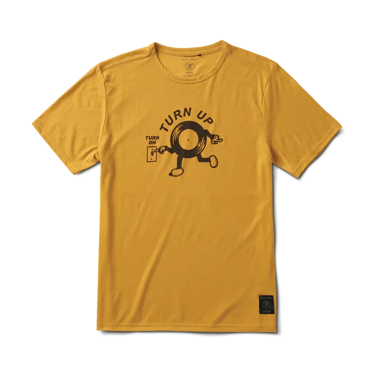 Roark "Mathis" Short Sleeve Active Tee - Gold