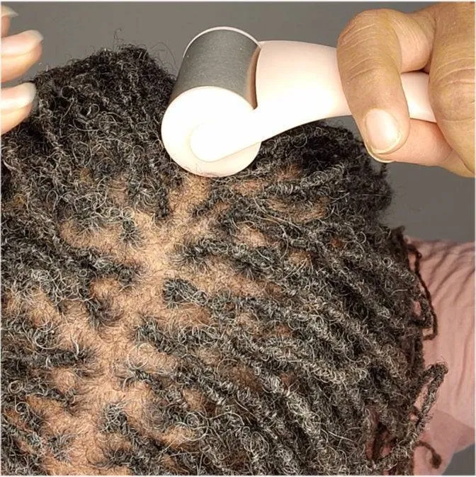 Scalp Roller for Dry Scalp, Itch Relief & Hair Growth