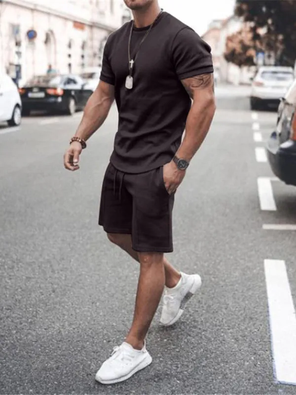 Solid Color Short Sleeve Top with Drawstring Shorts Two-Piece Men’s Set