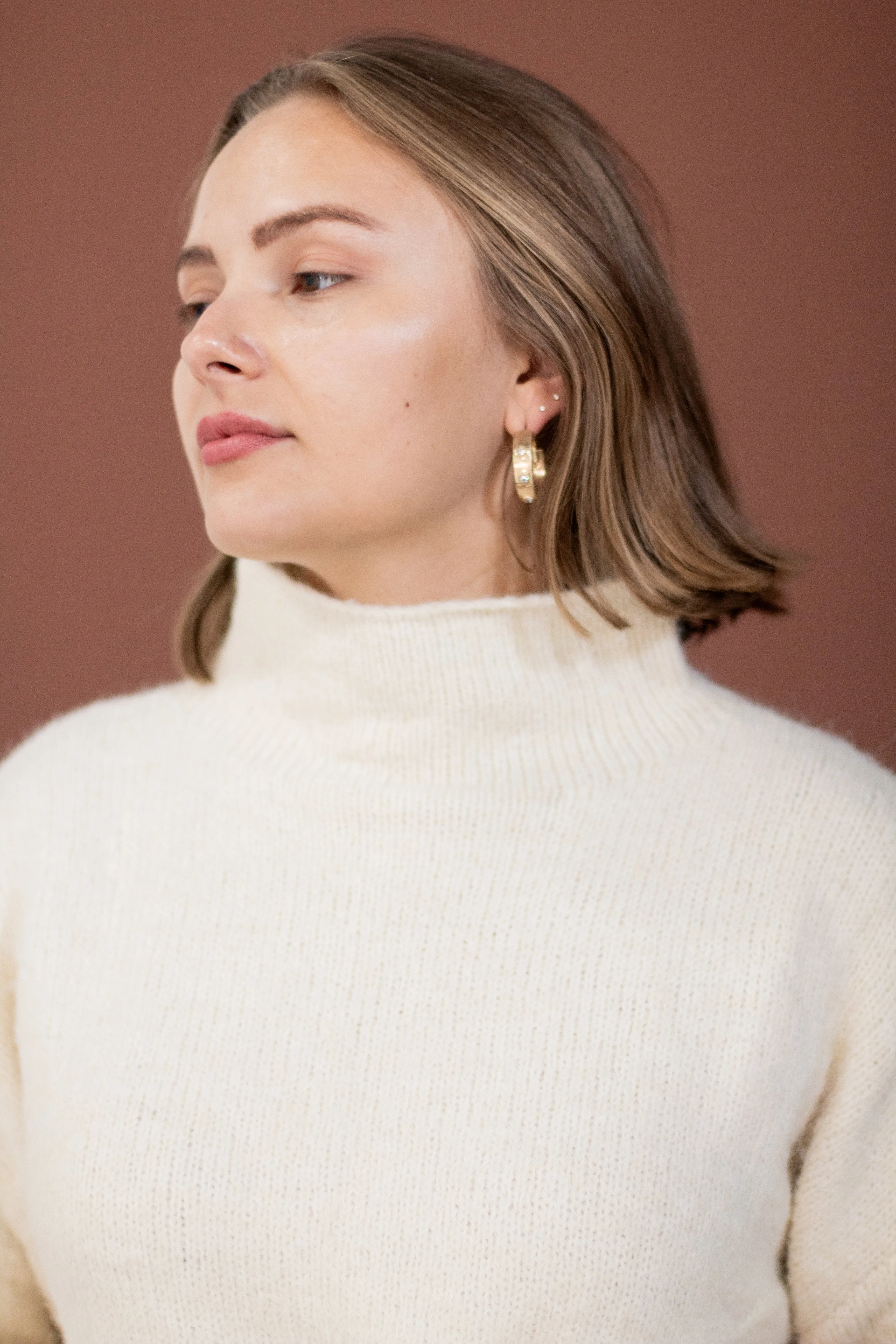 Sophie Turtleneck Knit Sweater (Cream)