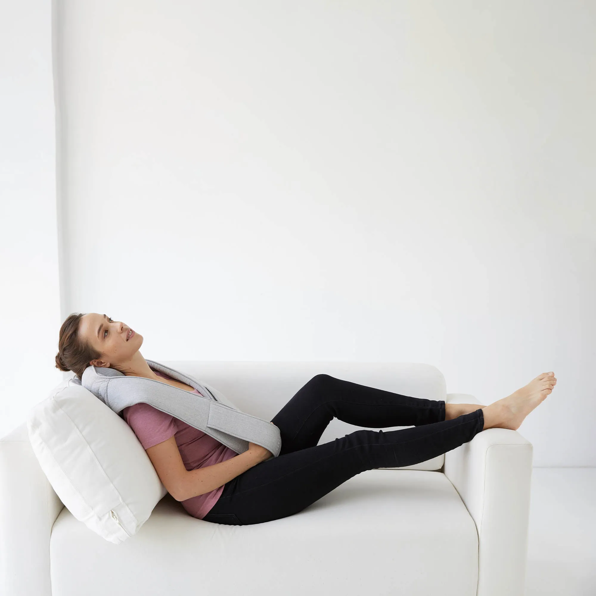 Synca Quzy Wireless Neck and Shoulder Massager