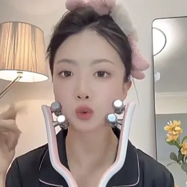 V Face Artifact Slimming Roller - Lifting and Firming Beauty Device